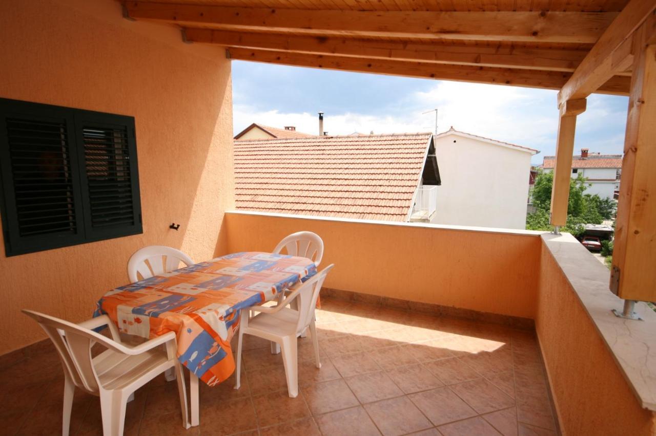 Apartments With A Parking Space Vodice - 6444 Buitenkant foto